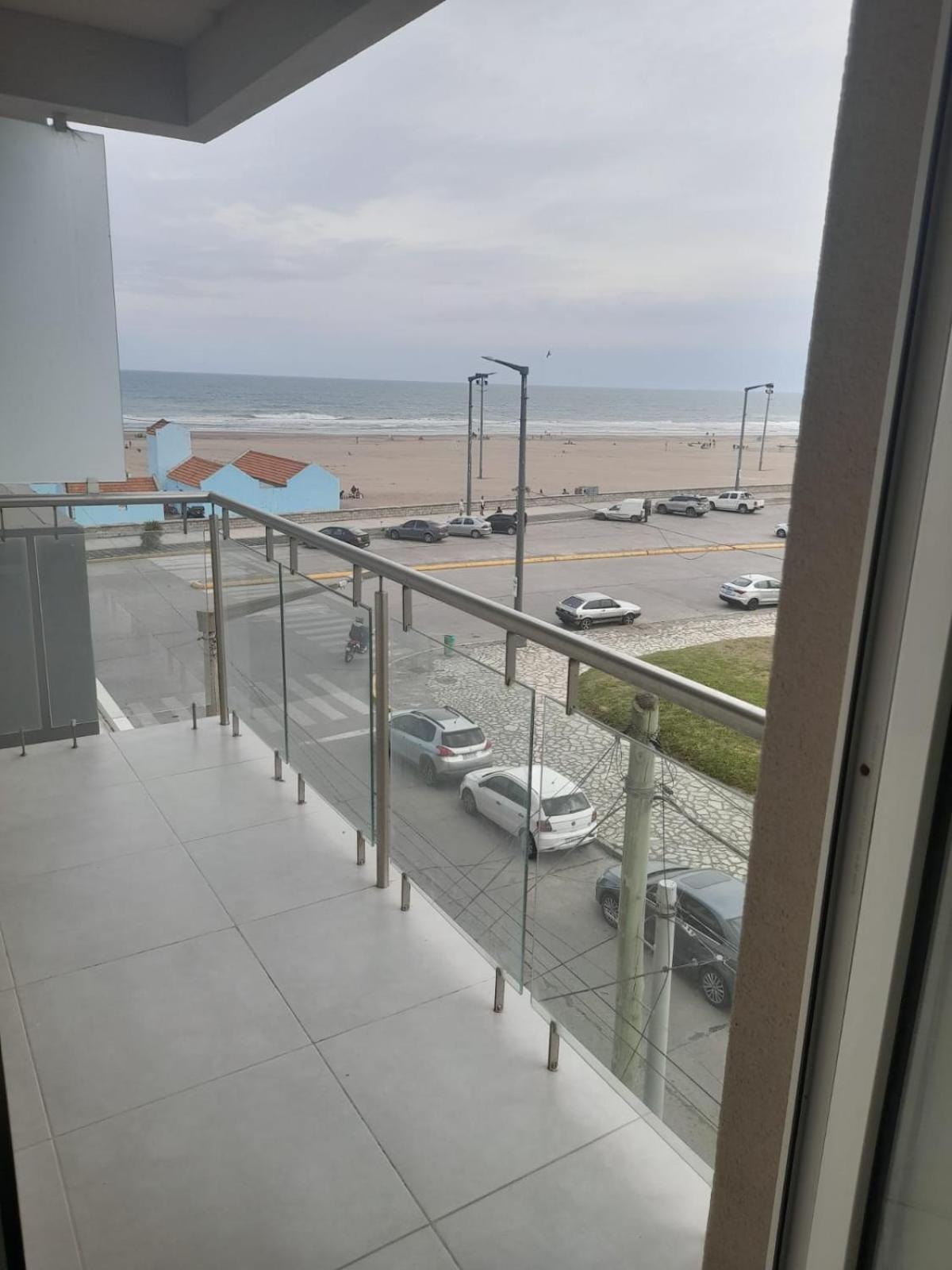 Departamento Vista Al Mar, Con Cochera Cubierta Y Pileta *
