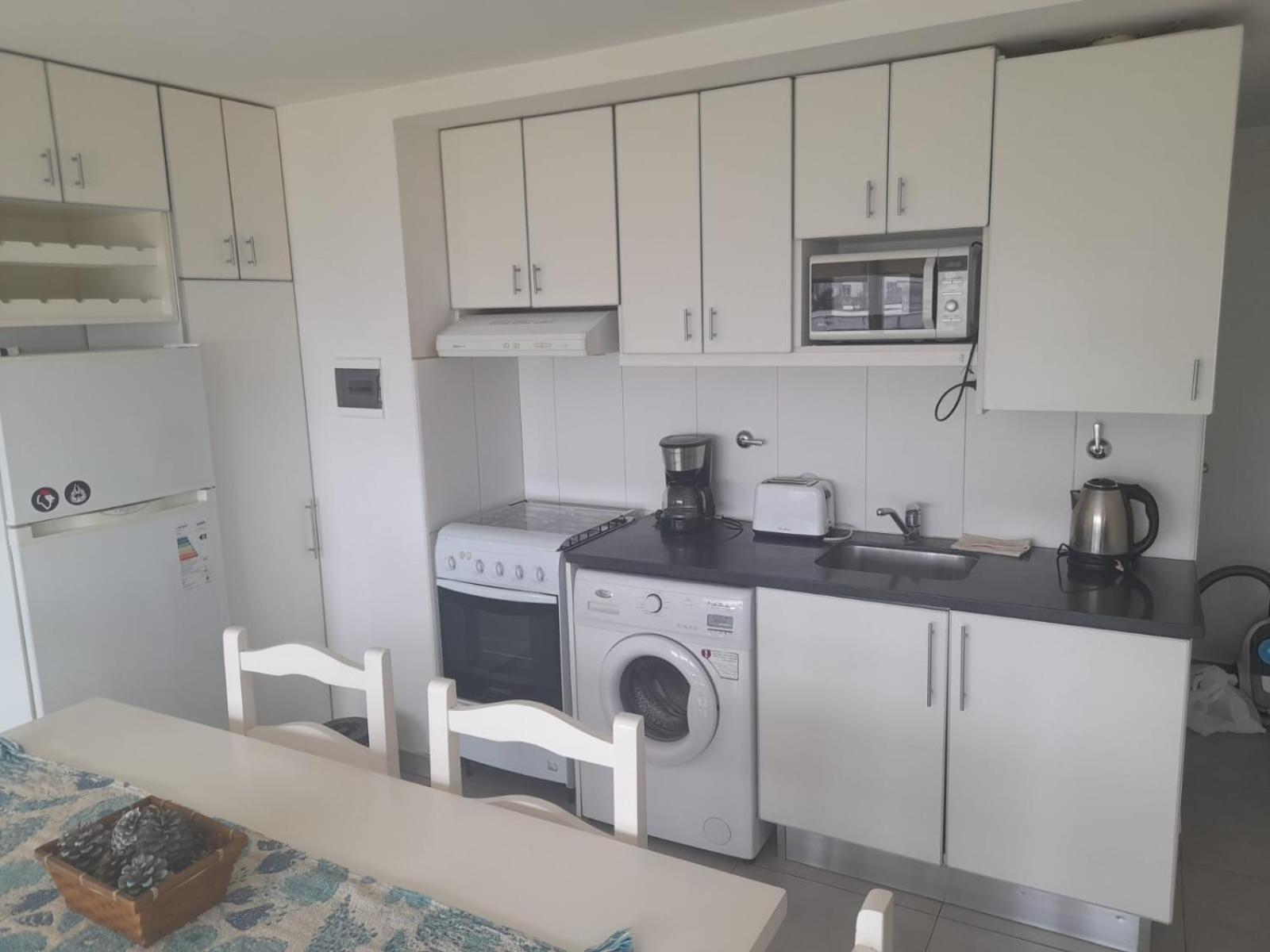 Apartamento Departamento Vista Al Mar, Con Cochera Cubierta Y Pileta *